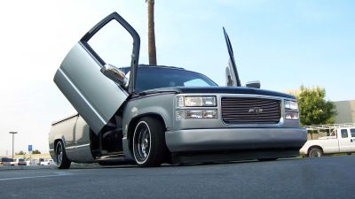 1973-1987 Chevrolet C10 Bolt-on Vertical Lambo Door Conversion Kit - VDCCHEVYDUALLY7387